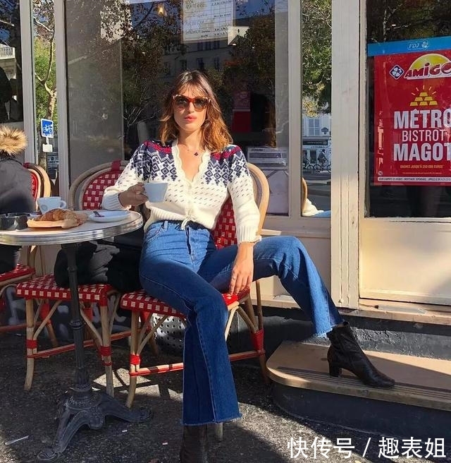 奶奶：“奶奶衫”有多时髦美丽？各路明星都在穿，早春穿它宅在家一样美