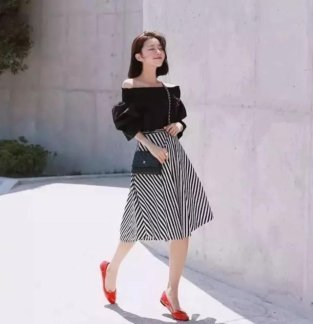 胸大的妹纸这样穿才会时髦高级又显瘦