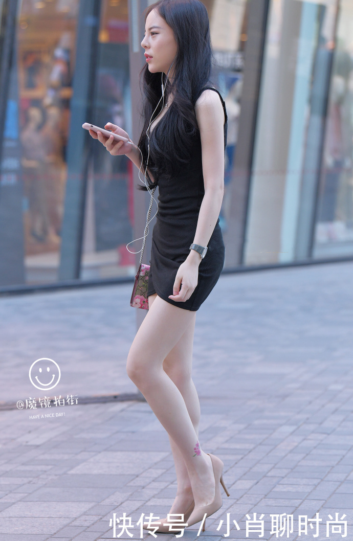 路人街拍,炎炎夏日,唯有大长腿百看不厌!