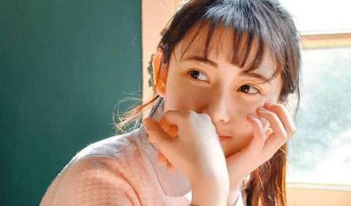 有这4个特点的女生，出门会被叫“小姐姐”，有中1个，就偷笑吧