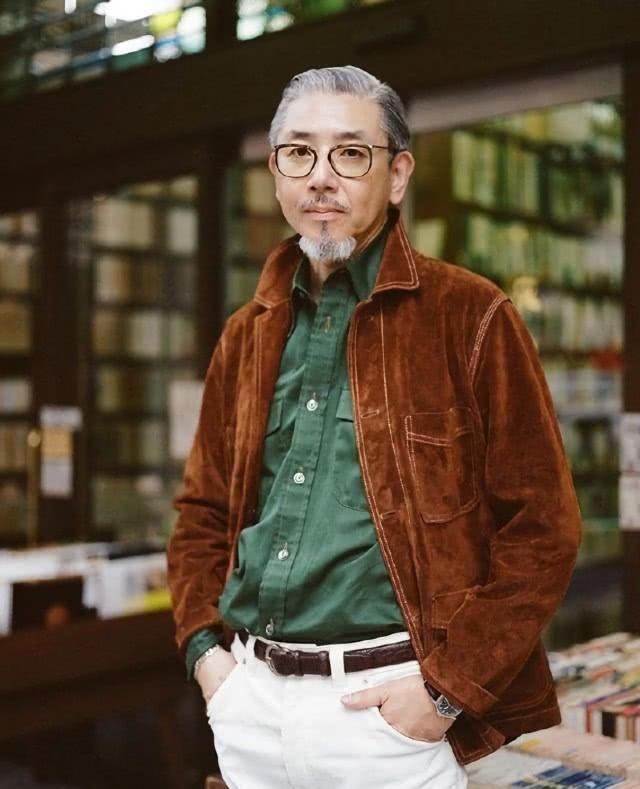 #皮带#还将衣摆塞进裤子里别傻了,2020年你缺少一条皮带