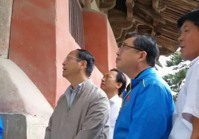  【中国】梁思成林徽因的文化远征：万里跋涉找到“中国第一国宝