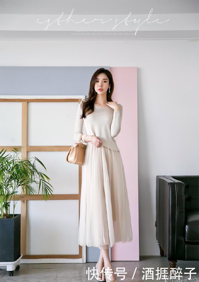  [半身裙]服装模特蕾丝半身裙，优雅靓丽秒变成气质女神