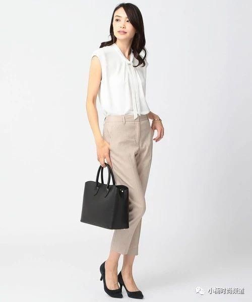 夏天这样穿感觉更轻盈！米色亚麻混织裤装日系夏季造型特集