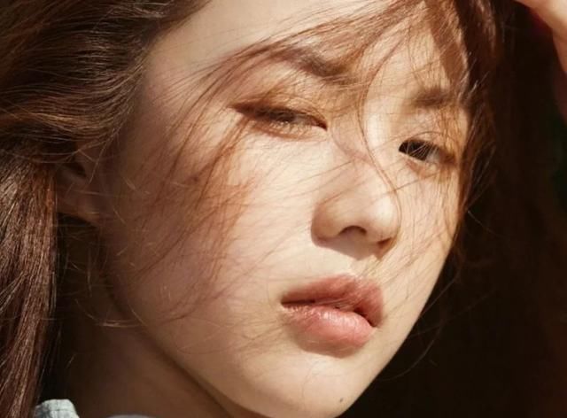 『女生』女生的6种基础唇形花瓣唇最甜美,圆唇不能素颜,第三种最好看