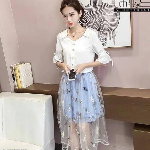 高跟黑丝配短裙，这才是这个夏天最性感的穿搭