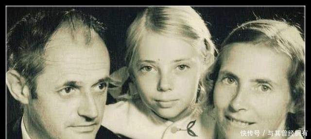 哈空难是什么飞机