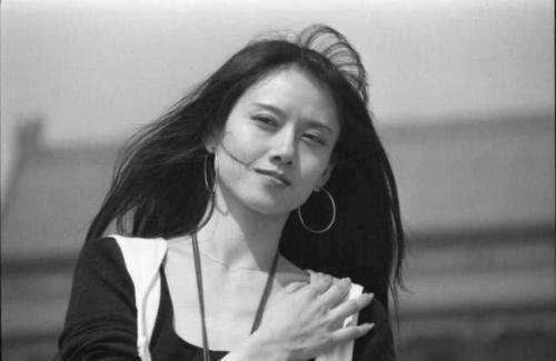  【艺术】杨丽萍巅峰时到底有多美真正的孔雀公主，迷恋事业而独身的人