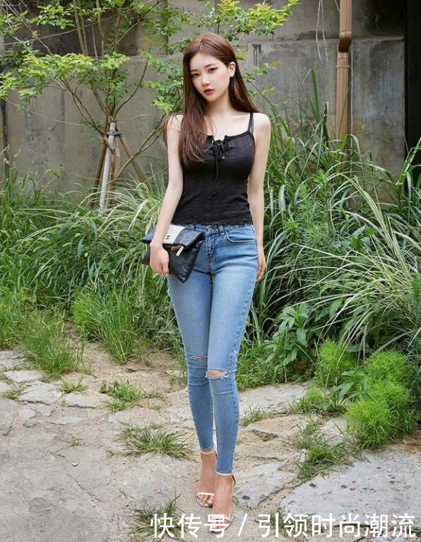 紧身牛仔裤：美丽高贵的打扮，穿出有格调的女神魅力！