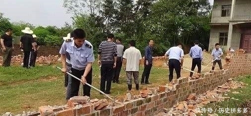  盖房：红砖已被禁用，专家：为啥有的农民宁愿被罚，也要用红砖