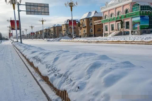 -35℃中蒙边界小城，没车红绿灯是摆设，这里的人们生活是怎么样