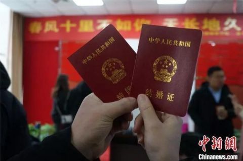  「社区」封小区要全国推行？社区共用体温计危险吗？权威解答来