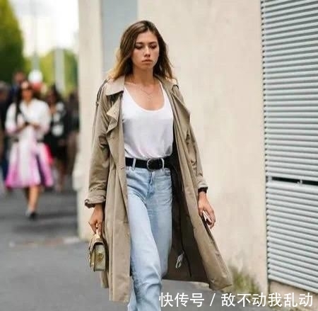  「有型」哇哦，风衣今年看起来，更高级有型了