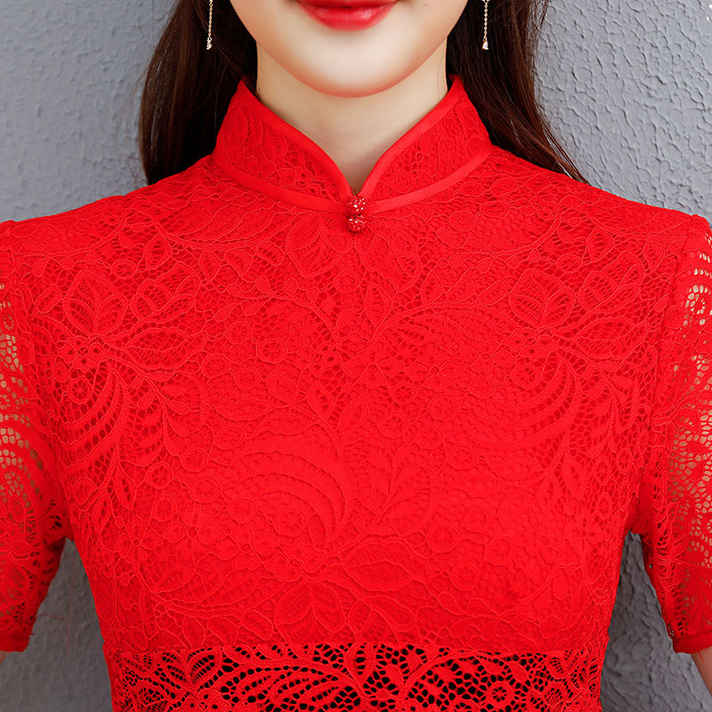 有一种美叫“旗袍”，立秋已到，42岁老婆穿旗袍，简直美若天仙