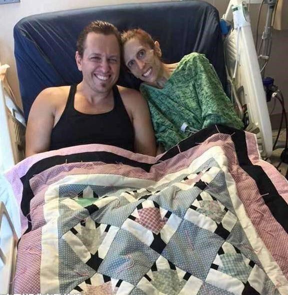 国外一女子从120斤瘦到了30斤，真的是瘦成了一道闪电