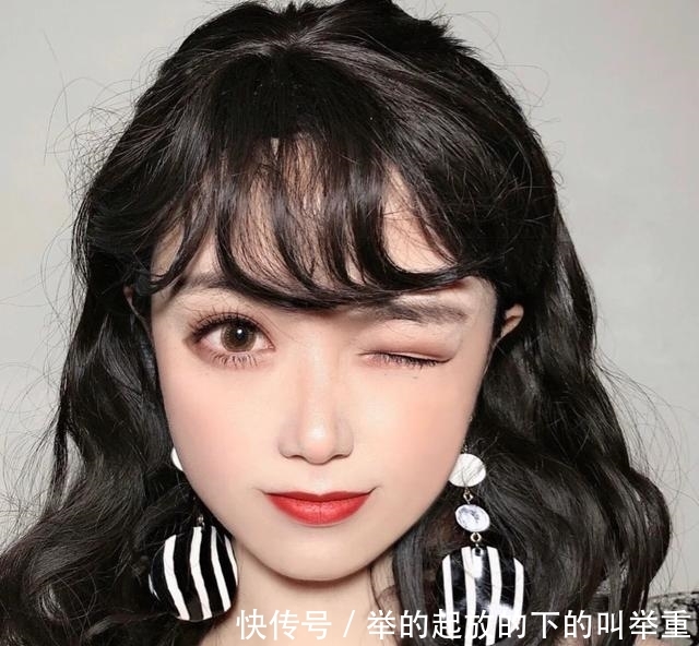  『女生』为什么有的女生脸大依然很美？这几个特点告诉你，脸大也能很美