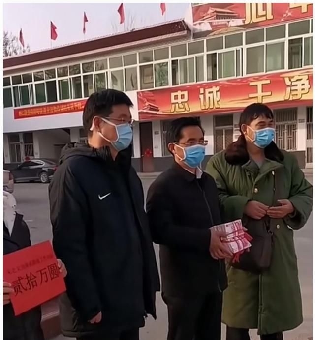 #作品#大衣哥疑似向蒋大为道歉,称赞老艺术家不为钱,只讲究作品质量