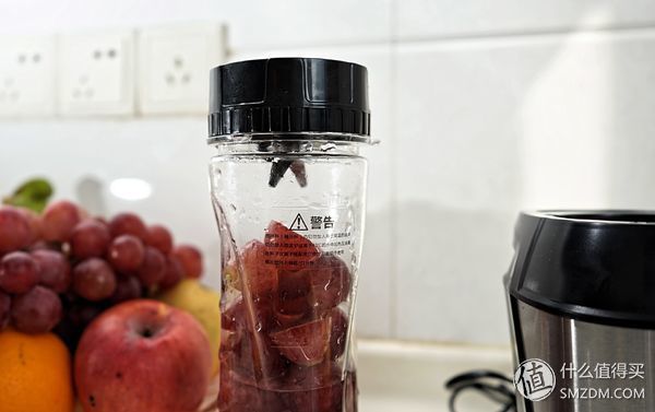 厨房电器那点事儿 篇二:百喝不厌的自制果汁:MY JUICER S 榨汁机上手体验