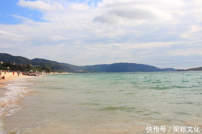 因大海到三亚，爱上大海