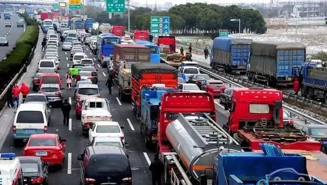 春节高速免费，是算出站时间，还是进站时间？搞错很“吃亏”！
