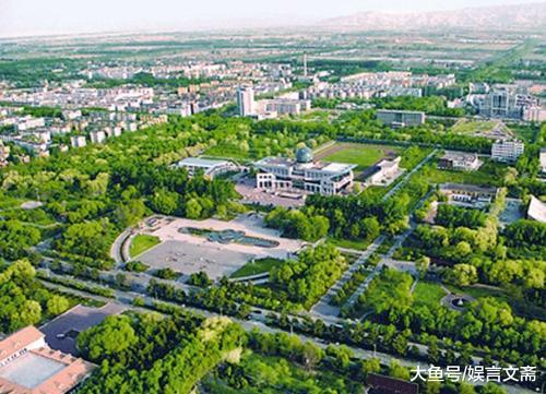 中国军人的奇迹之城：人进沙退，荒漠变绿洲，美国科学家也来学习