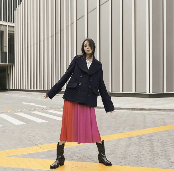 雎晓雯写真照曝光!娃娃脸配大长腿，网友:这不是我初恋嘛!