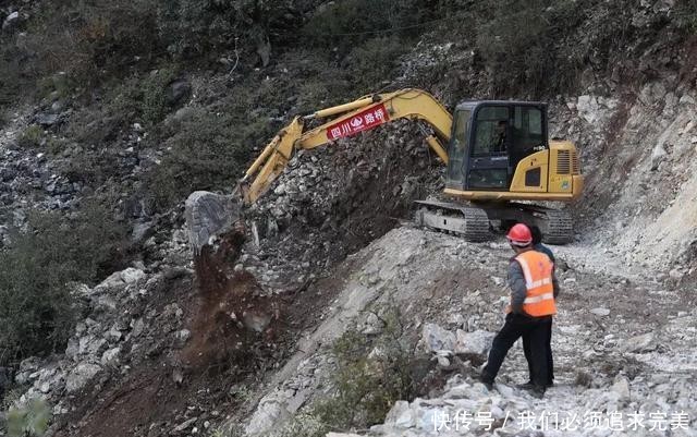  大凉山■场面震撼 上天入地只为打通大凉山最后的通村公路