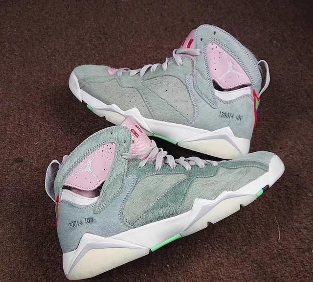  实物图：AJ7“兔八哥 2.0”实物图终于来了！网友：我的钱包要忍不住了