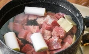 『营养』营养软嫩的番茄土豆牛腩,好吃到孩子都停不下筷子