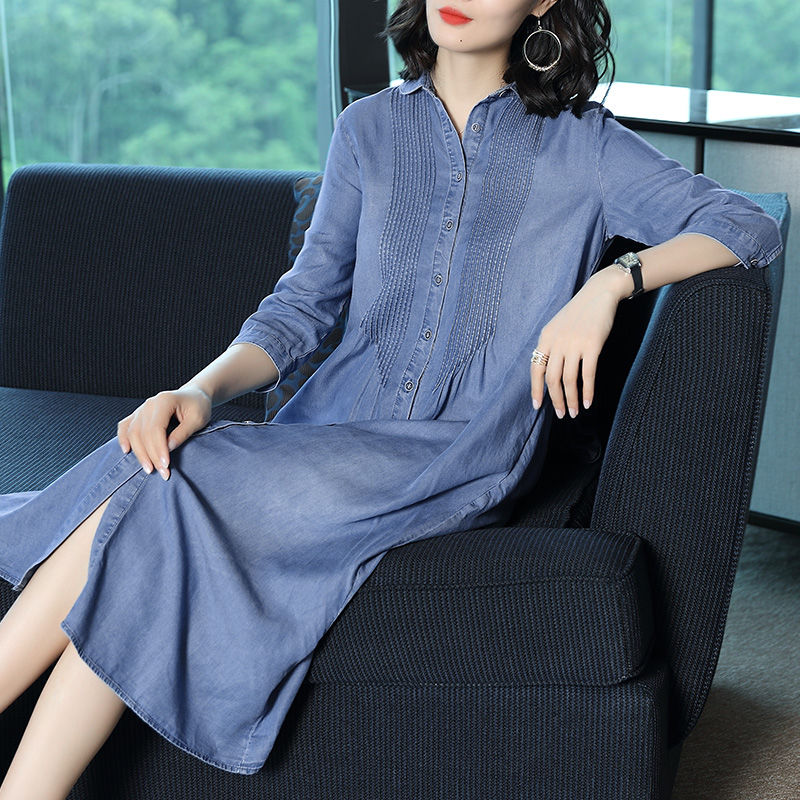 70后老婆也太会打扮了，秋天不穿裤子!只穿这种“秋裙”，巨美