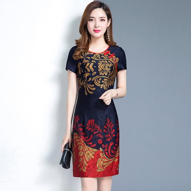 70后女人，别穿得太土，这几款秋装，非常显瘦减龄还百搭