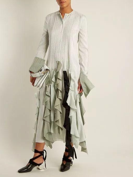 时髦办｜我的大长腿，是尖头深V穆勒鞋宠出来的！