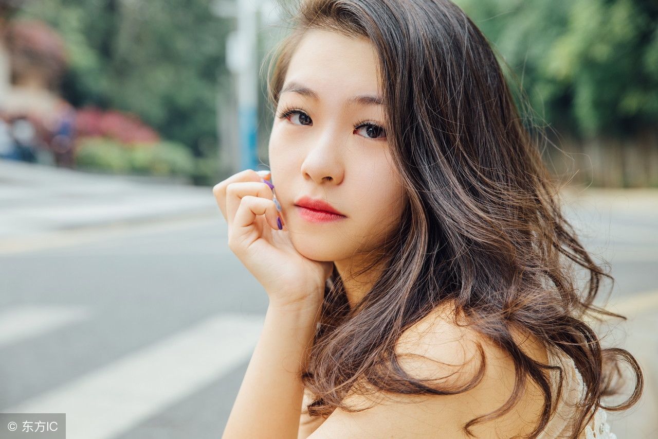 女人长年不化妆是什么样子,一直都是素颜,会变成啥样呢