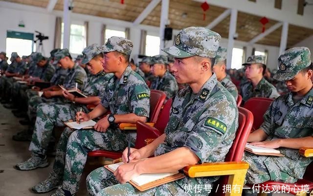  【主题教育】新风向！士兵拒绝军官“照本宣科”，军改后的标配