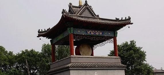 佛教寺院建筑格局大，常设有钟楼和鼓楼，建造它们有哪些讲究？