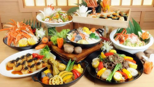 我国游客去日本玩,吃自助会选择海鲜过瘾,可日本人表示不理解!