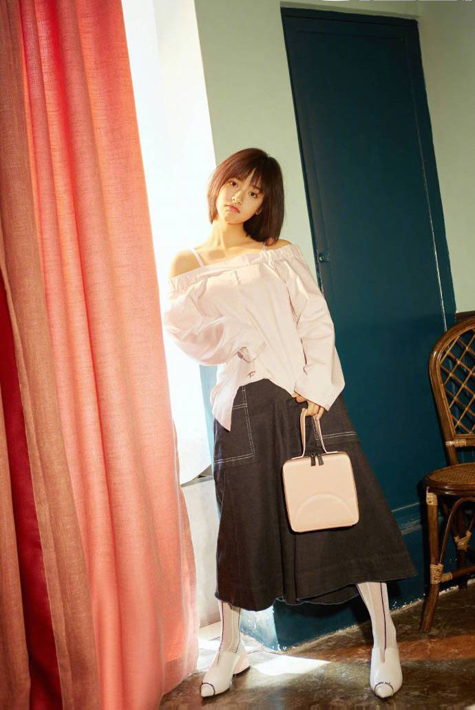 沈月俏皮可爱时尚大片写真图片