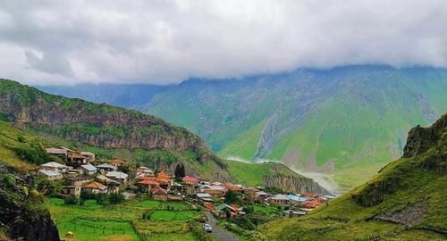 世界上物价最低的国家！5万块就能买别墅，2万块就能买一辆豪车！