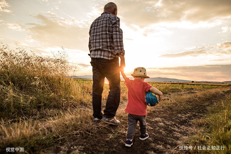  养老金■养老金新消息，领取方式和标准已经更新，退休老人有福了！