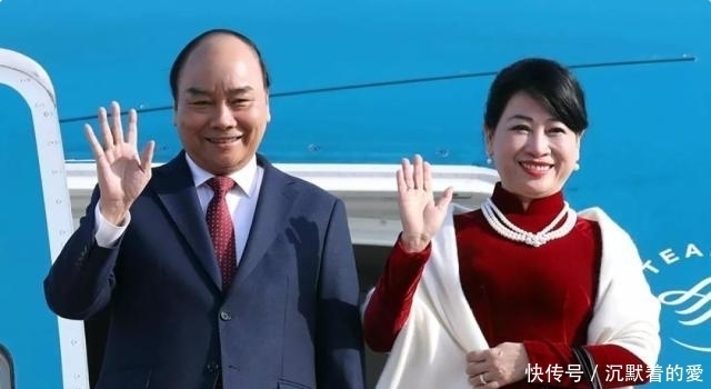  [韵味]越南第一夫人太惊艳！一袭紧身中国风旗袍，尽显东方女性独特韵味