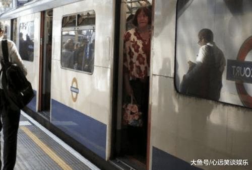 英媒评价中日英三国地铁: 日本很安静, 中国两个字形容, 英国就一