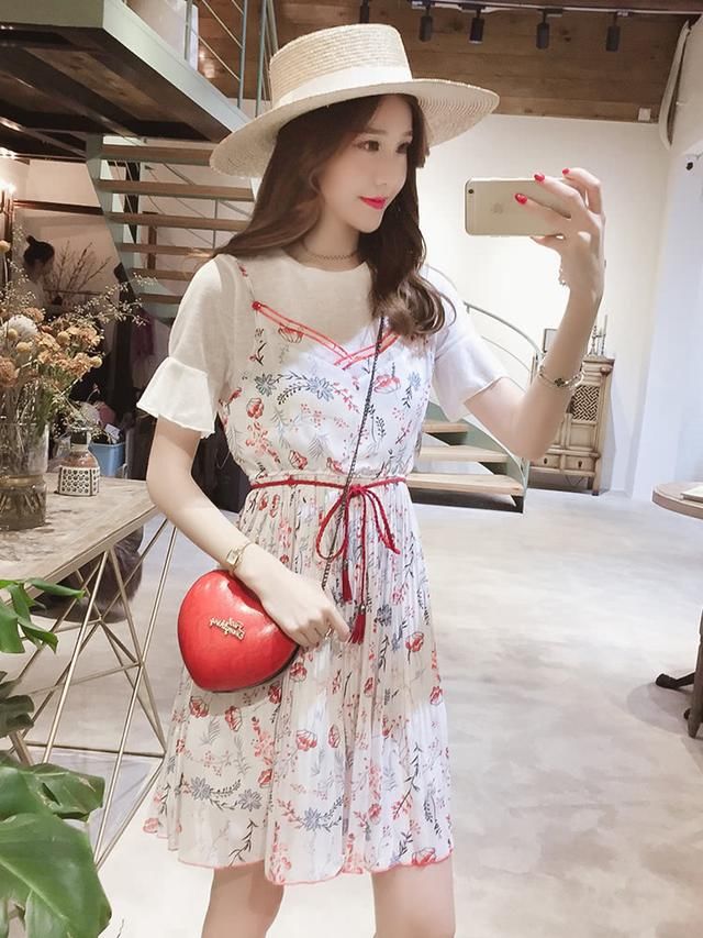 唯美动人的清新范连衣裙，穿上很显淑女气质哦！