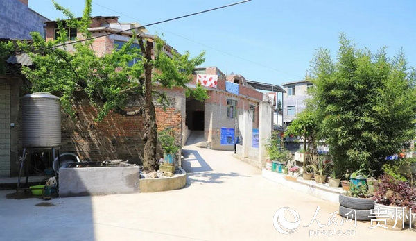  毕节■毕节金海湖新区：落实十户联动 提升人居环境