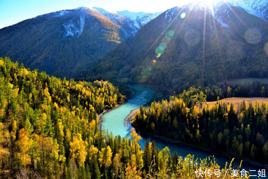 新疆号称中国最美的湖泊，被拍到藏有神秘巨型水怪，专家也说不清