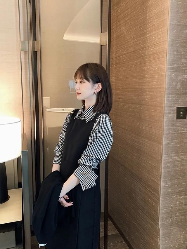 『时髦』初夏必备格子衬衫,原来穿法居然这么多,学会一种就很时髦了