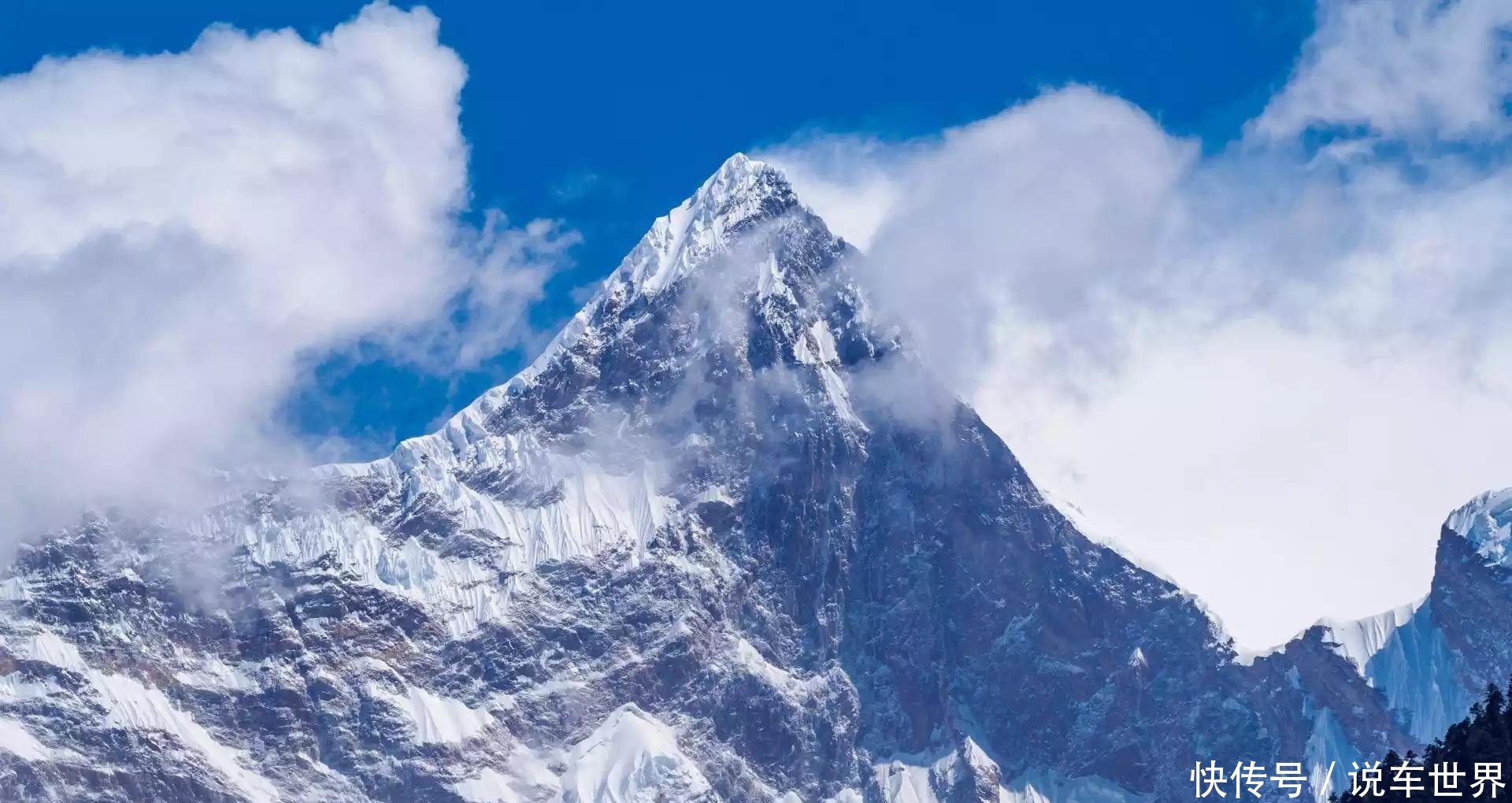 登上珠穆朗玛峰,插上中国国旗,让世界看到中国人的脚步