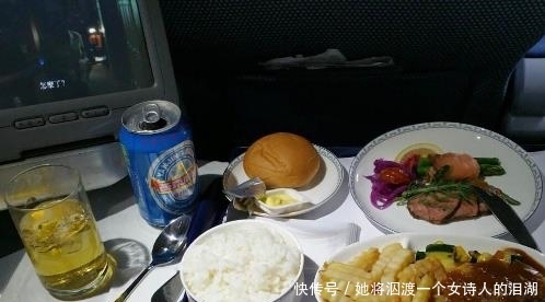  「机长」为什么飞机会分为头等舱和经济舱？它们有什么不同？机