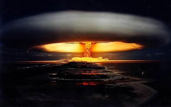 美日德法英科学家:人类最早的原子弹爆炸地点