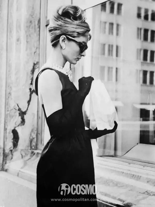 时髦办 | 戴着最时髦的太阳镜，遮住最悲伤的黑眼圈