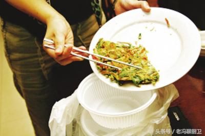 还在相信朋友圈使用微波炉致癌的说法?微波炉表示这锅不想背!